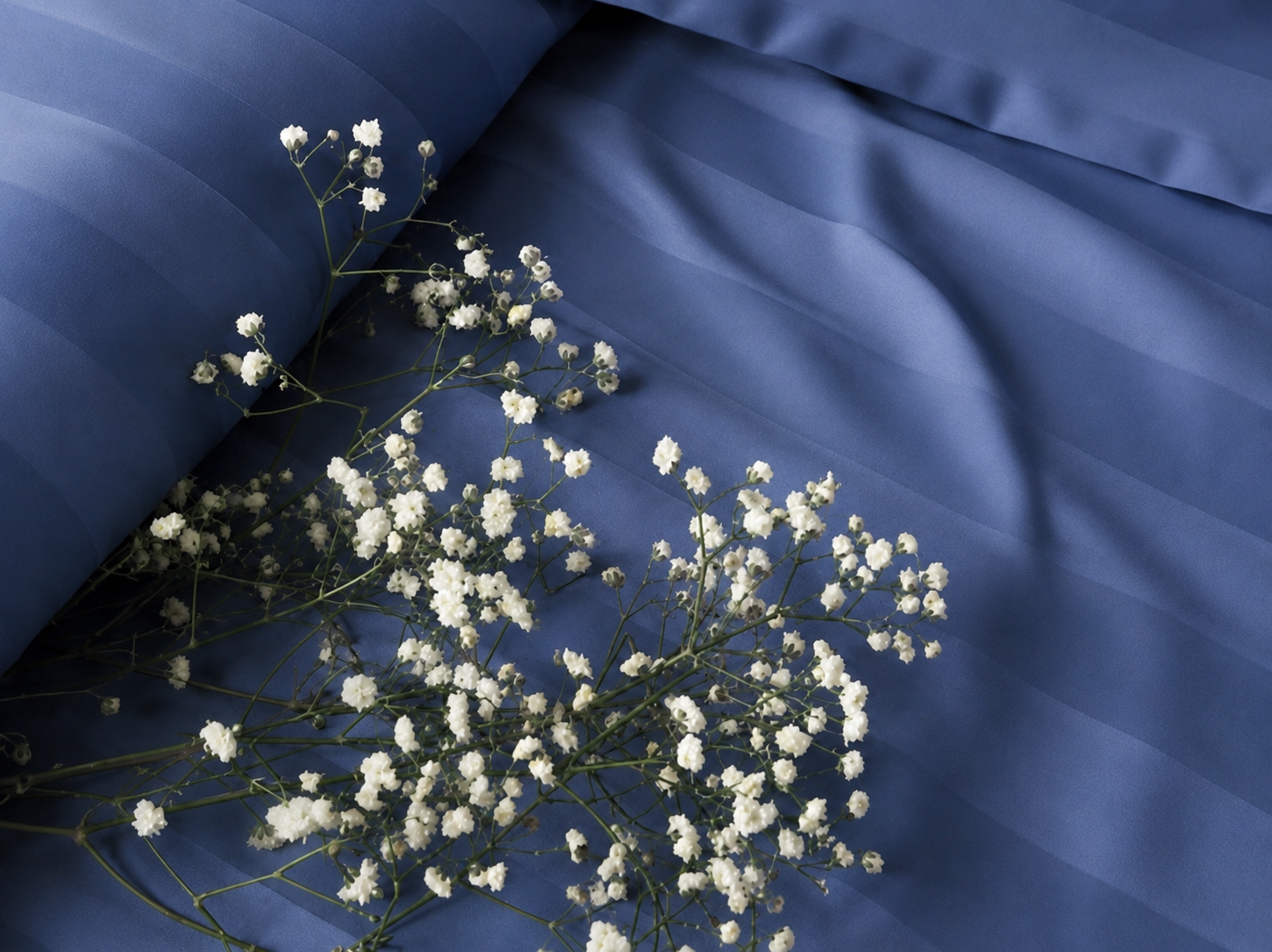 550 TC Stripes Collection - Midnight Navy | Duvet Cover with Pillowcases